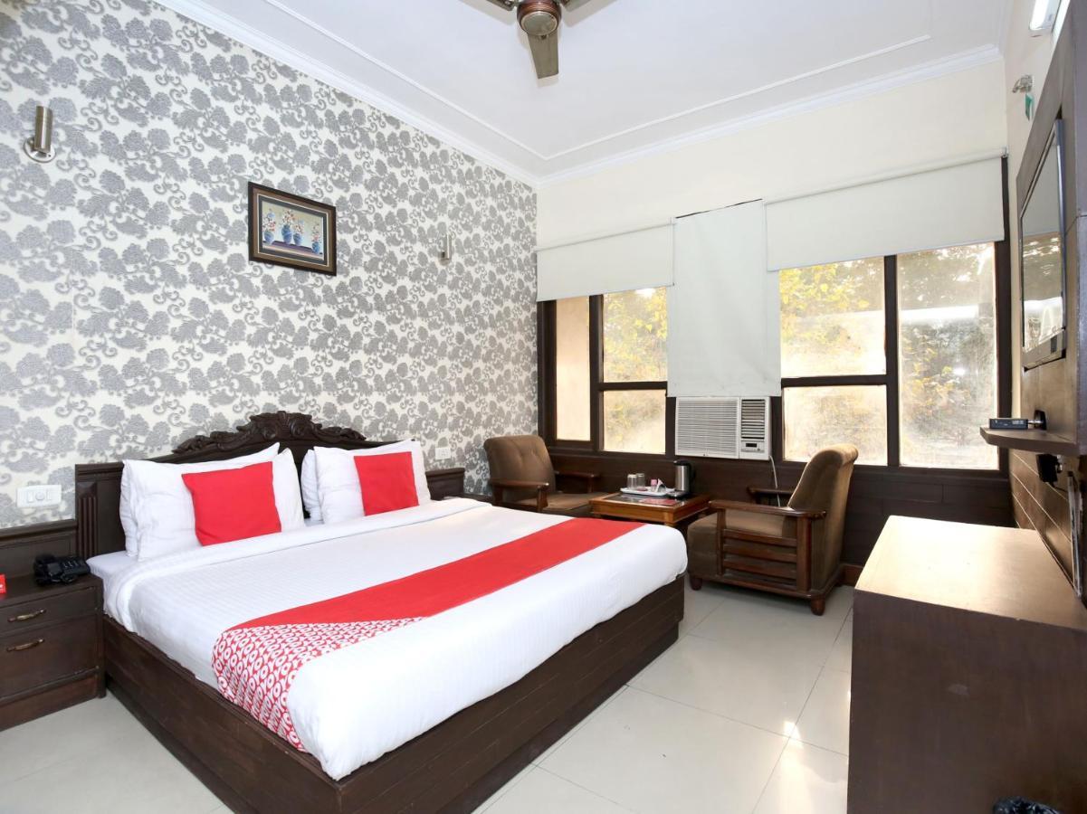 Hotel City Paradise Chandīgarh Екстериор снимка