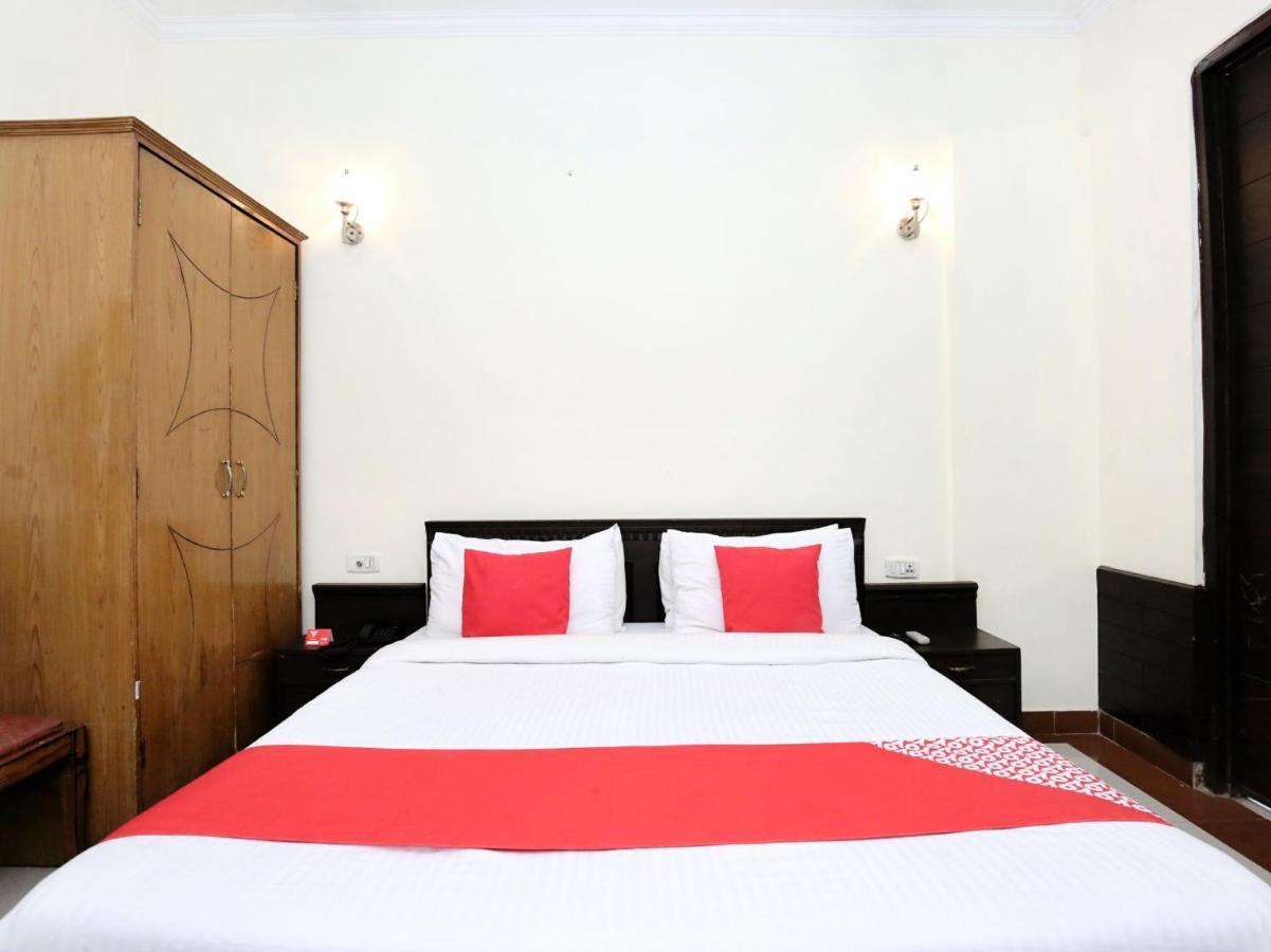 Hotel City Paradise Chandīgarh Екстериор снимка