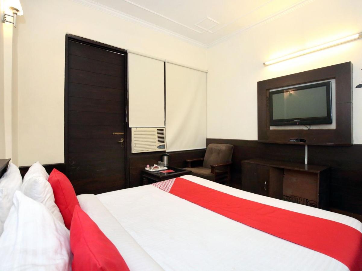 Hotel City Paradise Chandīgarh Екстериор снимка