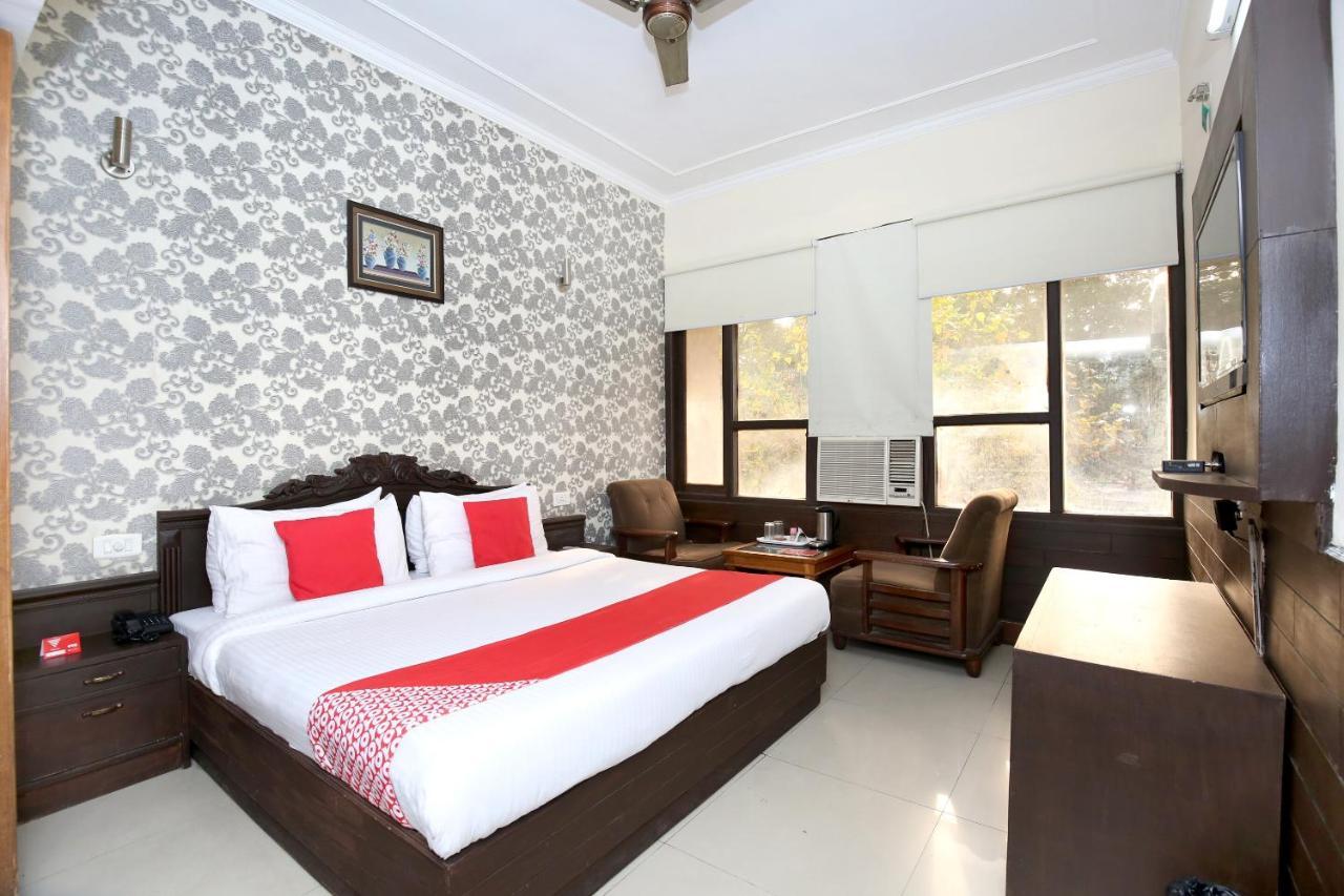 Hotel City Paradise Chandīgarh Екстериор снимка