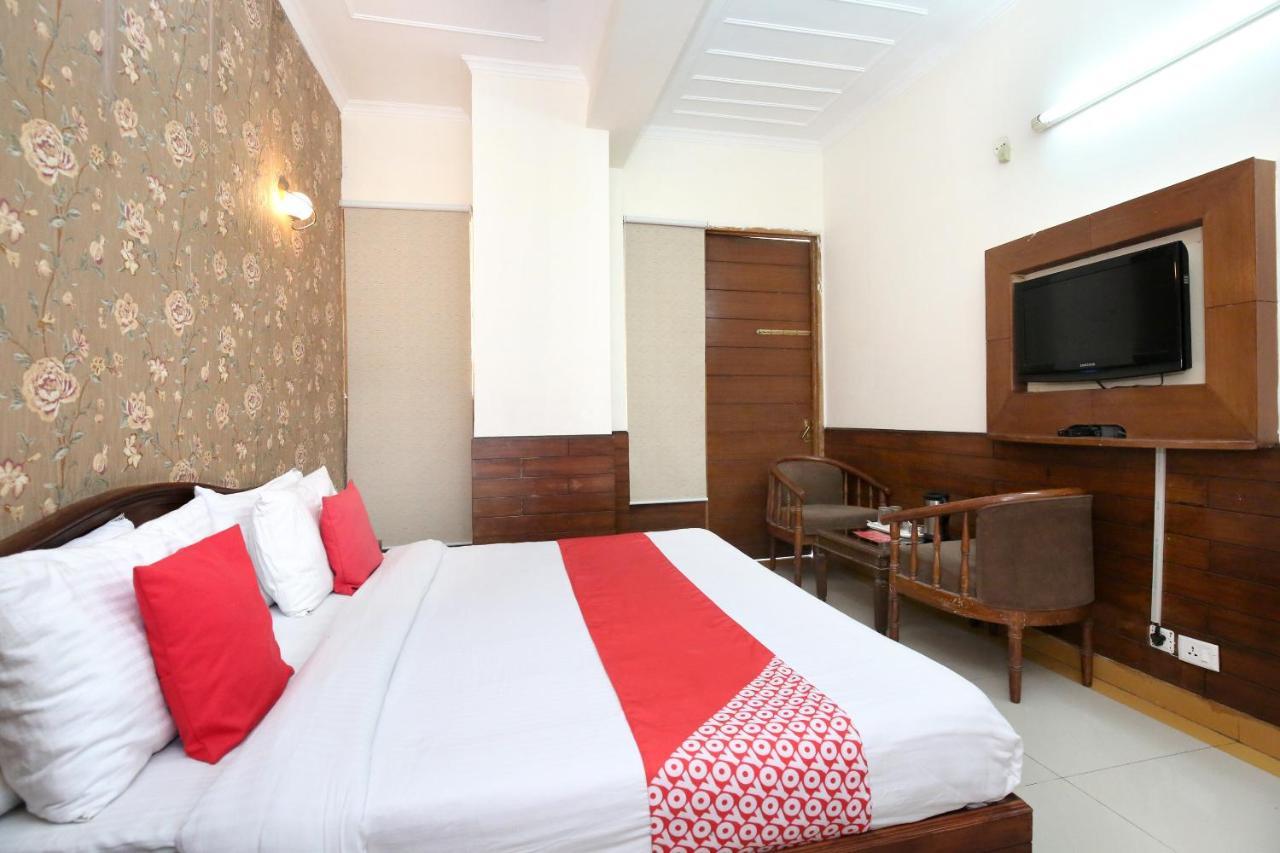 Hotel City Paradise Chandīgarh Екстериор снимка